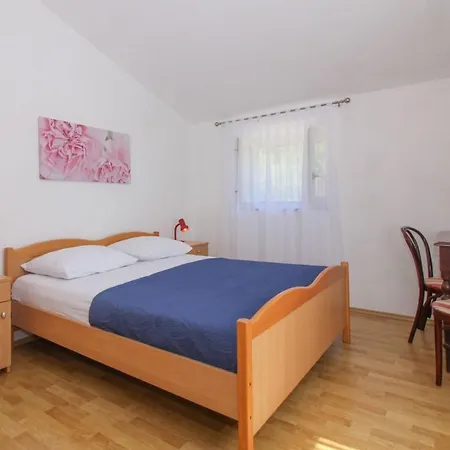 Felix In Sveta Marina - Haus Fuer 6-7 Personen