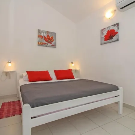 Felix In Sveta Marina - Haus Fuer 6-7 Personen Holiday home Labin (Istria)