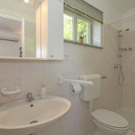 בית נופש Felix In Sveta Marina - Haus Fuer 6-7 Personen לאבין