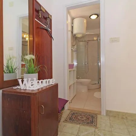 Felix In Sveta Marina - Haus Fuer 6-7 Personen * לאבין