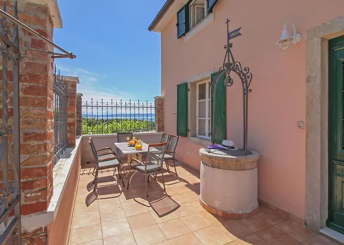 Felix In Sveta Marina - Haus Fuer 6-7 Personen Labin (Istria)