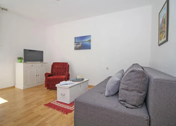 Felix In Sveta Marina - Haus Fuer 6-7 Personen Feriehus
